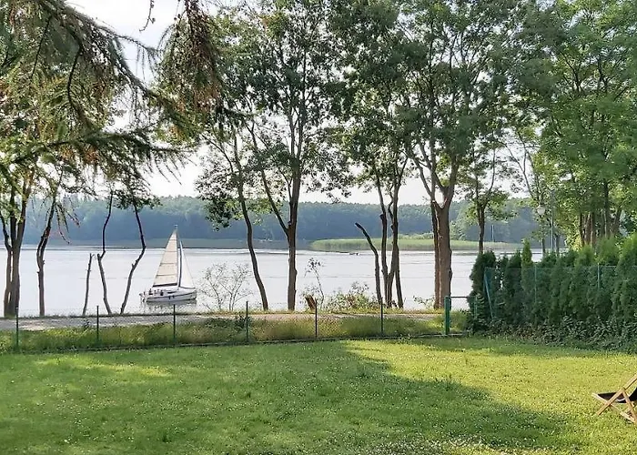Vila Dom Przy Lini Brzegowej Jezioraka Iława